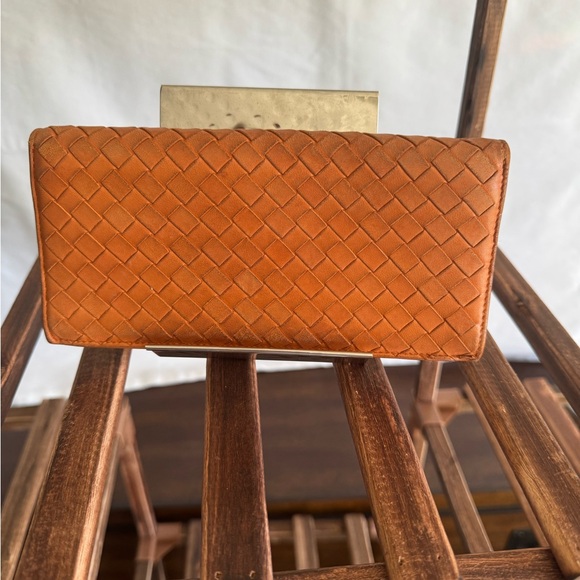 **SOLD** Bottega Veneta Woven Leather Double Flap Long Wallet - Picture 2 of 10